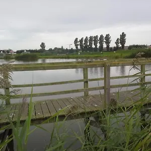 stacaravan-4pers-in-bredene-met-eigen-tuintje.hotelsghent.com/