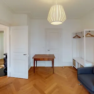 Unique Serviced Living @ Airport Line Apartment